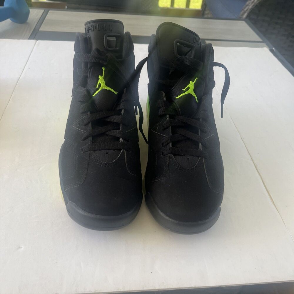 Size 6.5 (GS) - Jordan 6 Retro Mid Electric Green